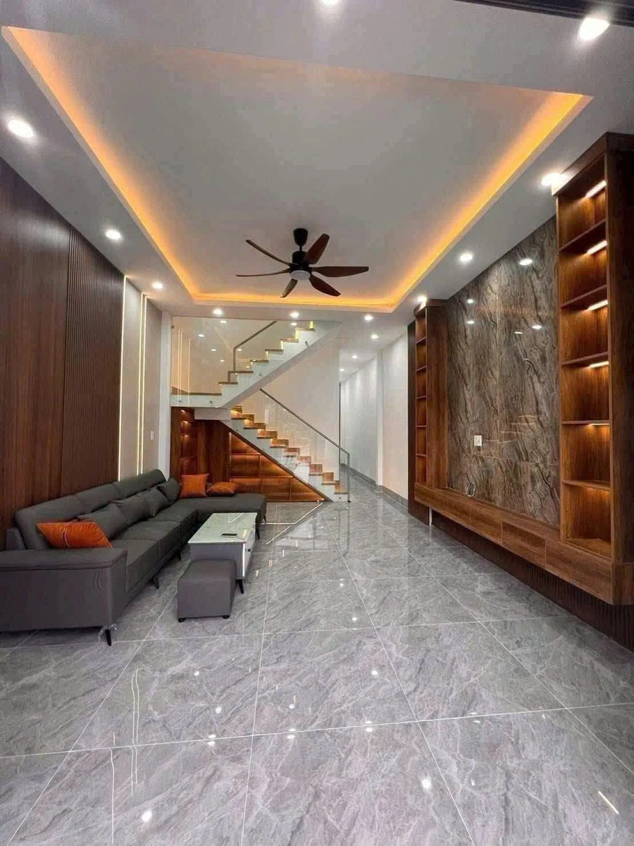 Bán nhà 1 trệt 1 lầu 90m² Rạch Giá 2,8 tỷ - Ảnh thu nhỏ 2