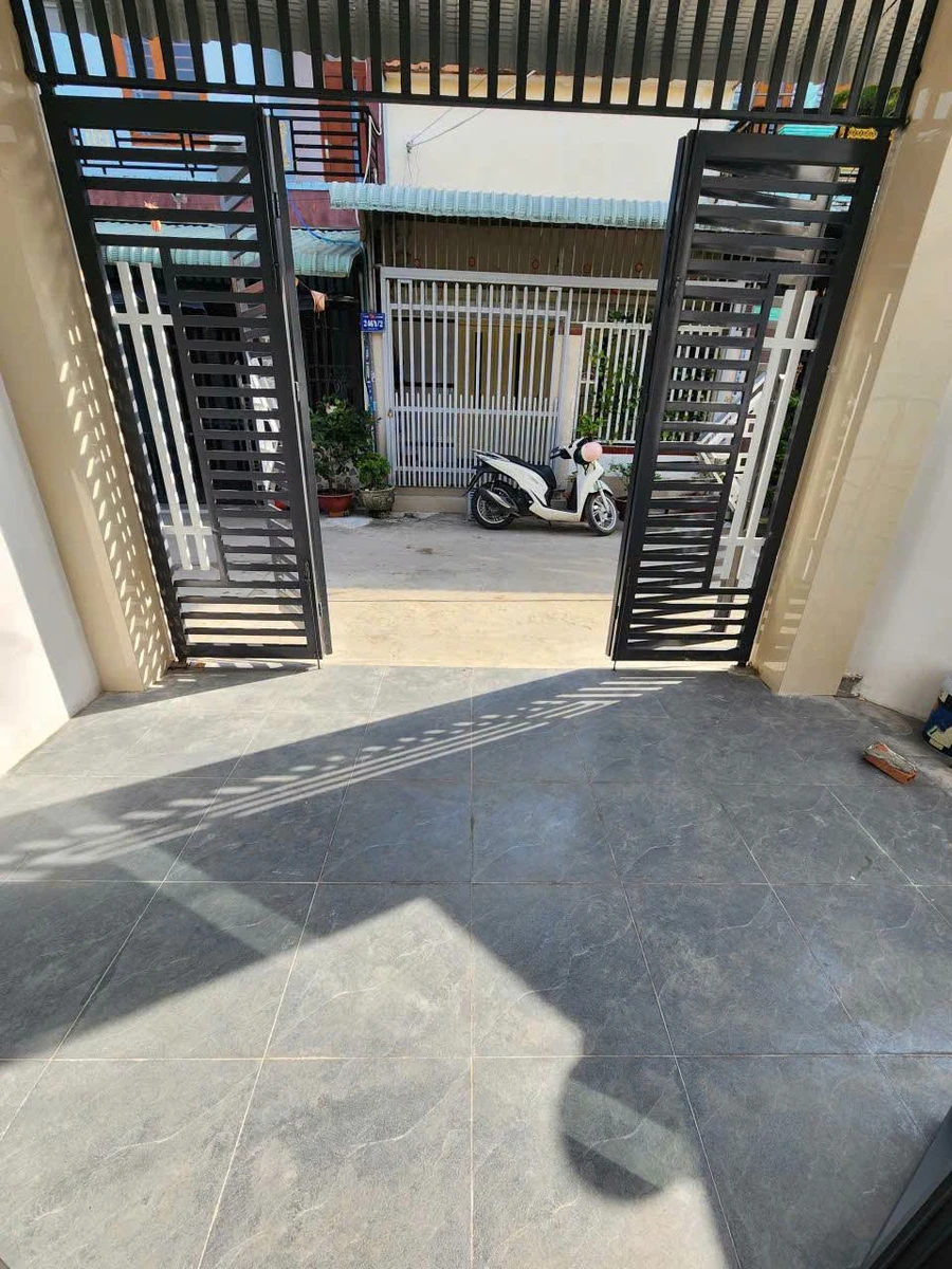 Bán nhà 73m2 3PN 2WC góc 2MT Thị xã Thuận An - Ảnh thu nhỏ 5