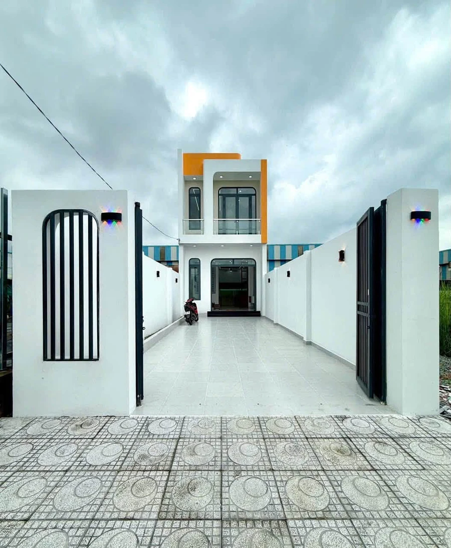 Bán nhà 150m² 4 phòng ngủ Xã Mỹ Lộc Cần Giuộc - Ảnh 1