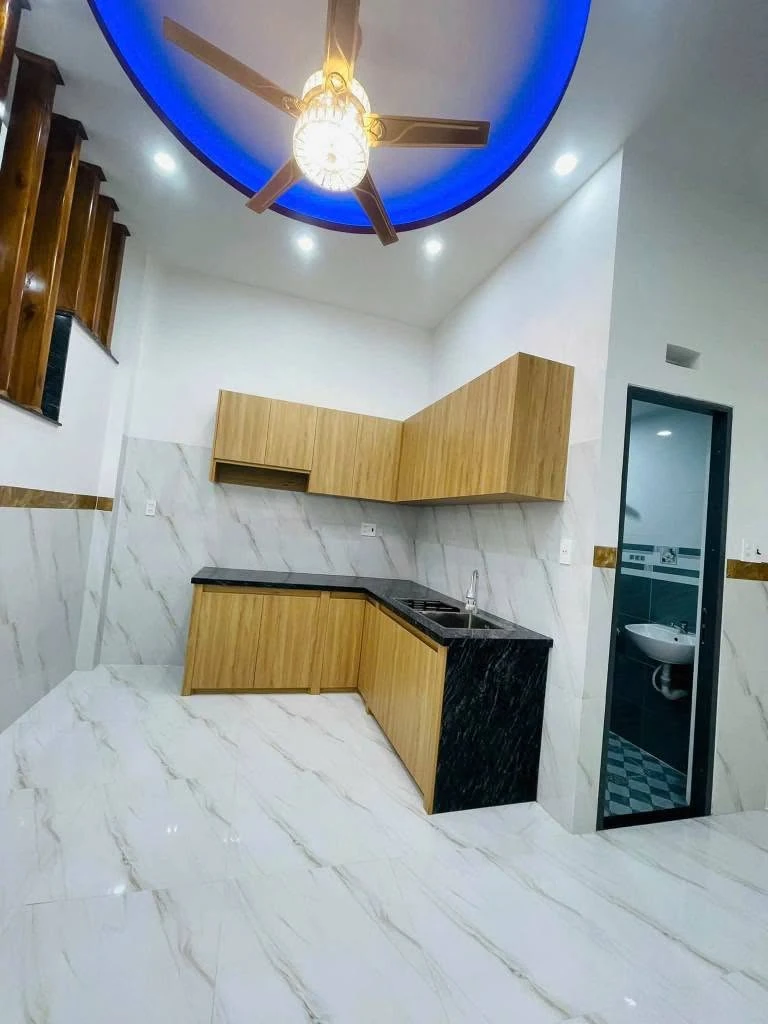 Bán nhà 2PN Phú Tài, Lạc Long Quân, 96m² - Ảnh thu nhỏ 3