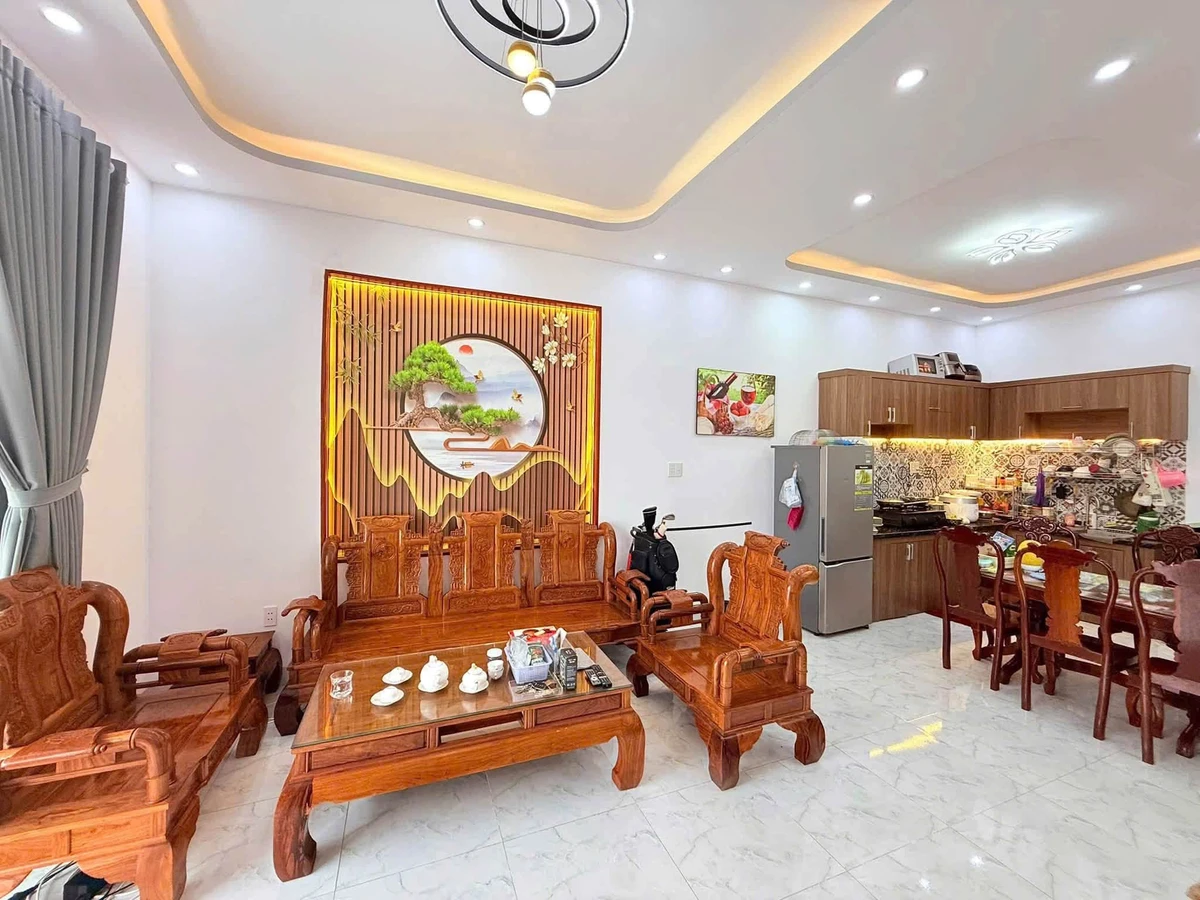 Bán nhà Vũng Tàu 2PN 56m2 gần công viên Bãi Trước 4,5 tỷ - Ảnh thu nhỏ 2