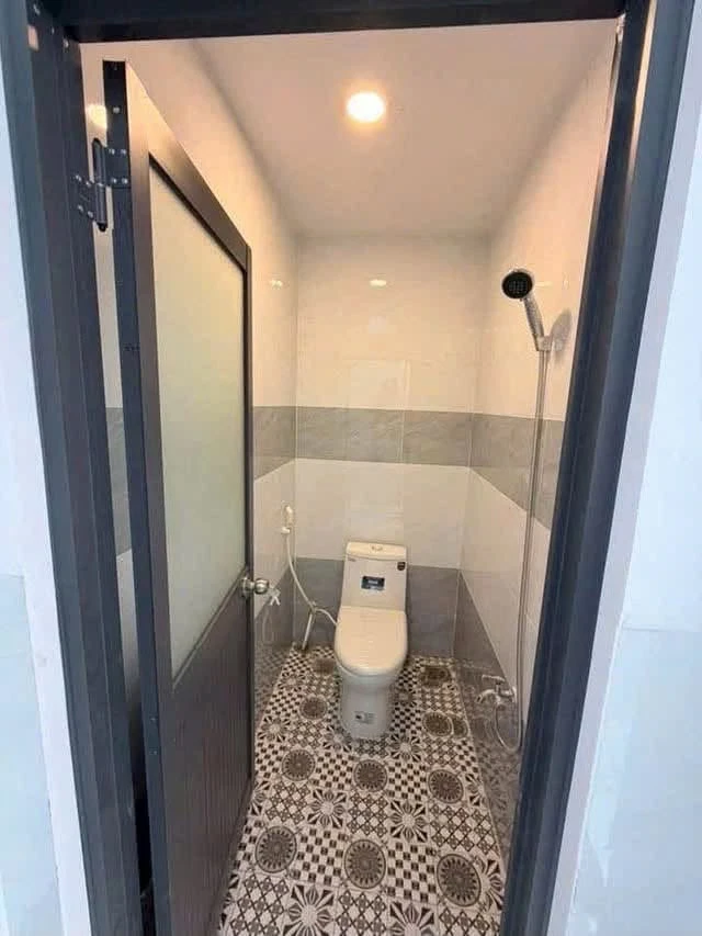 Bán gấp nhà 1 trệt 1 lầu 48m2 giá 600 triệu gần THCS Nguyễn Văn Bứa, Hóc Môn - Ảnh thu nhỏ 4