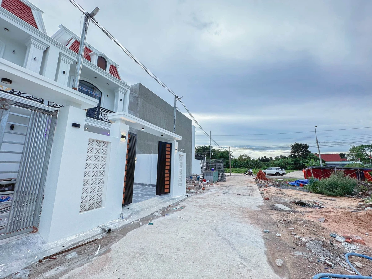 Bán nhà 3 phòng ngủ mới 110m² Long Khánh Đồng Nai - Ảnh thu nhỏ 4
