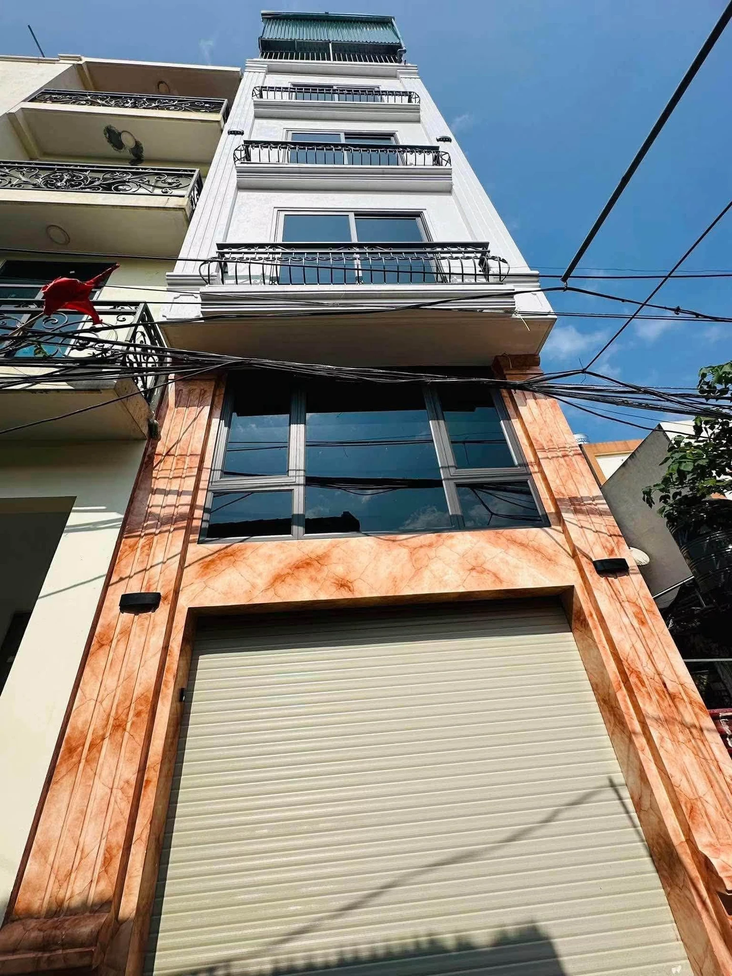 Bán nhà 6 tầng 35m2 Đông La Hoài Đức 5 tỷ - Ảnh 1