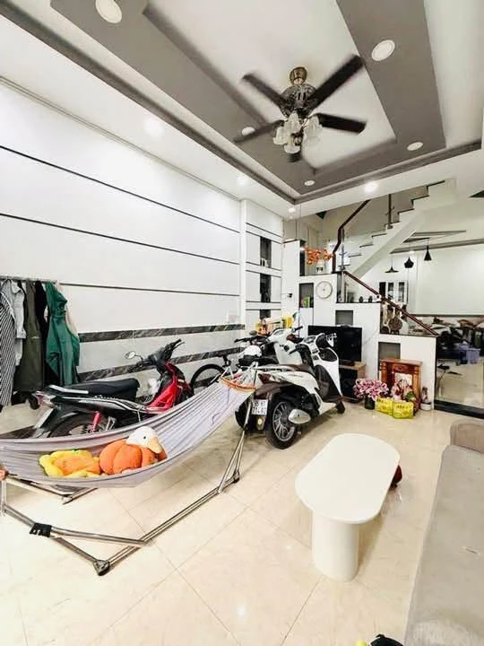 Bán nhà hẻm xe hơi 60m² 2PN khu Tên Lửa, Bình Tân, giá 4,29 tỷ - Ảnh thu nhỏ 2