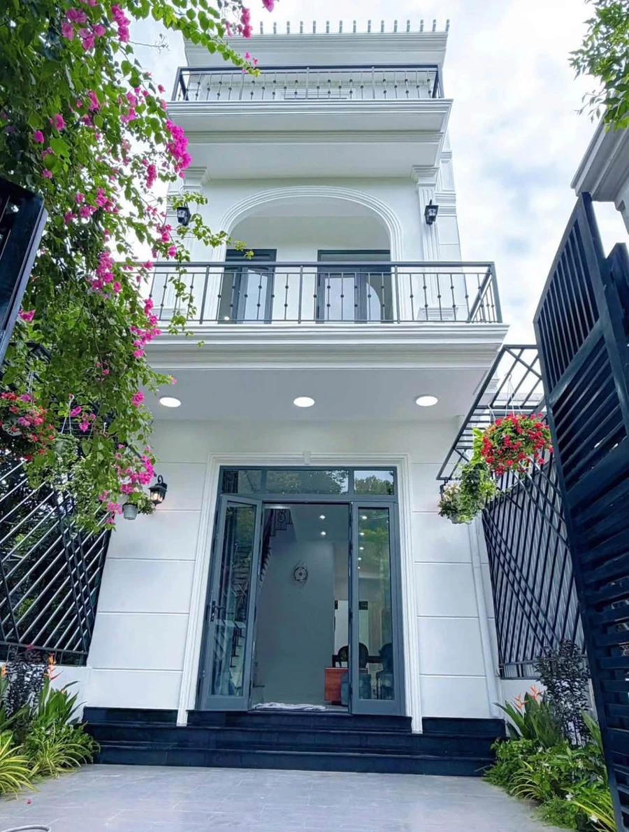 Bán nhà 3 tầng kiệt 82 Quảng Tế, Huế, 100m2, 4 phòng ngủ, full nội thất, 3,49 tỷ - Ảnh thu nhỏ 2