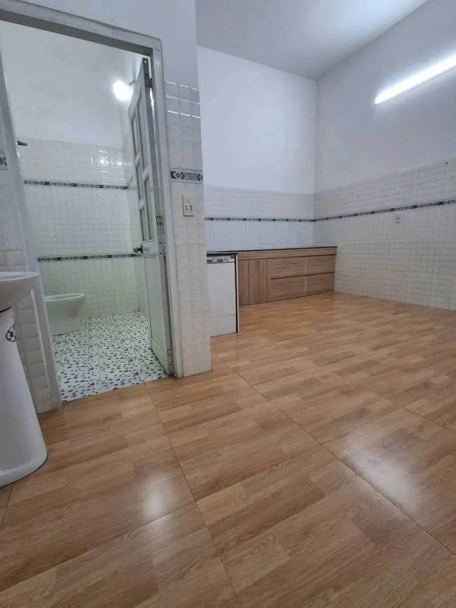 Bán nhà trệt lầu Long Bình Chợ Điều, 100m², 4PN - Ảnh thu nhỏ 3