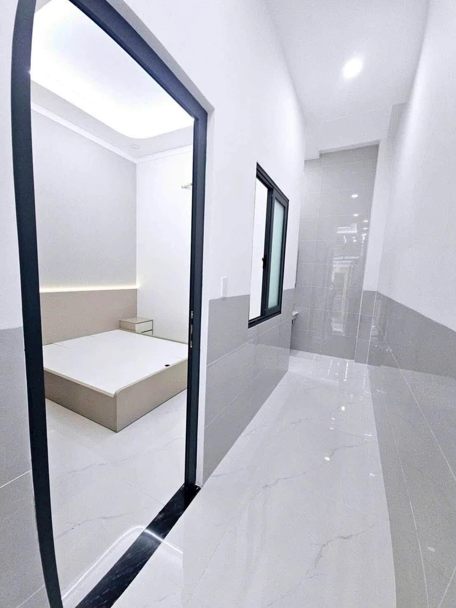 Bán nhà 1 trệt 2 lầu 100m² Đông Hòa 6.85 tỷ - Ảnh thu nhỏ 4