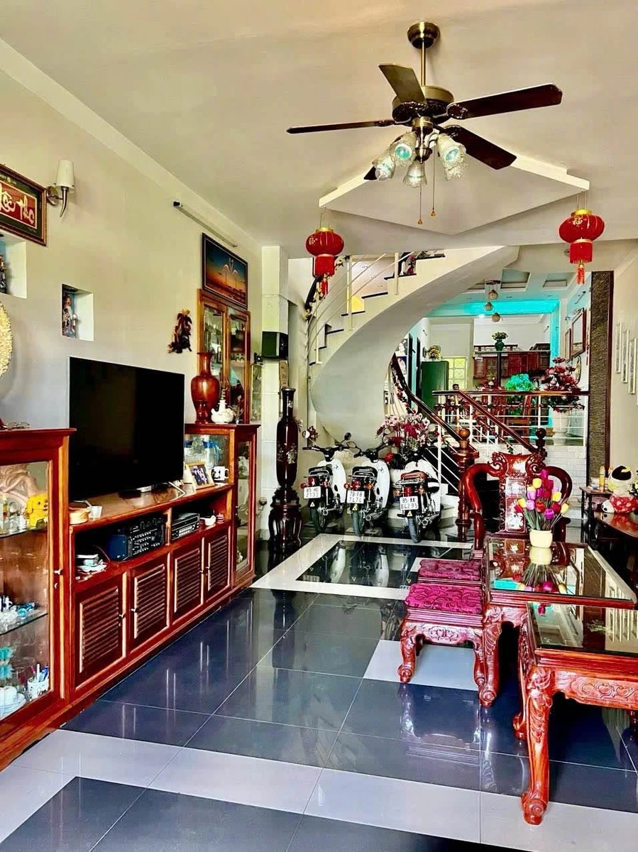 Bán biệt thự mái Thái 300m² trung tâm Phan Rang - Ảnh thu nhỏ 3