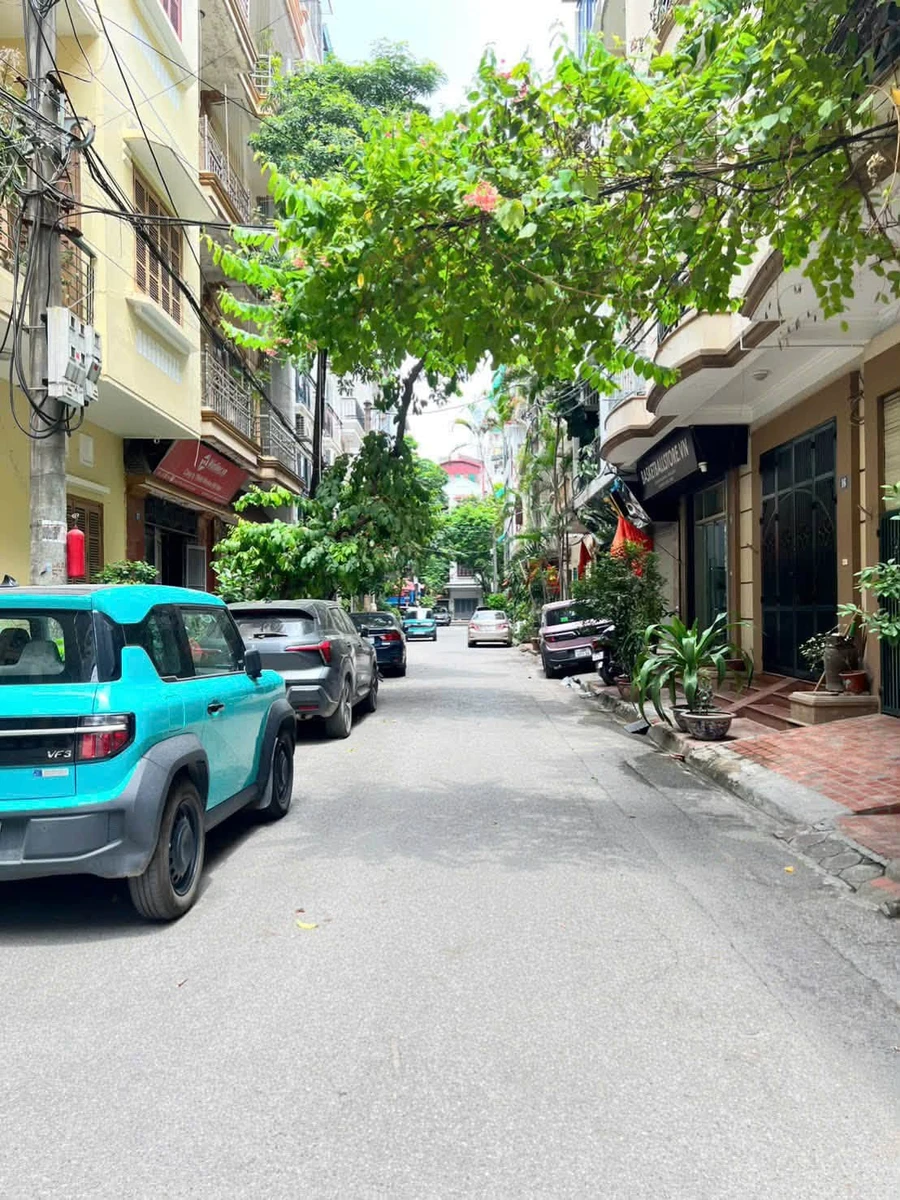 Bán nhà phố 40m² Hoàng Quốc Việt, Hà Nội 13 tỷ - Ảnh 1