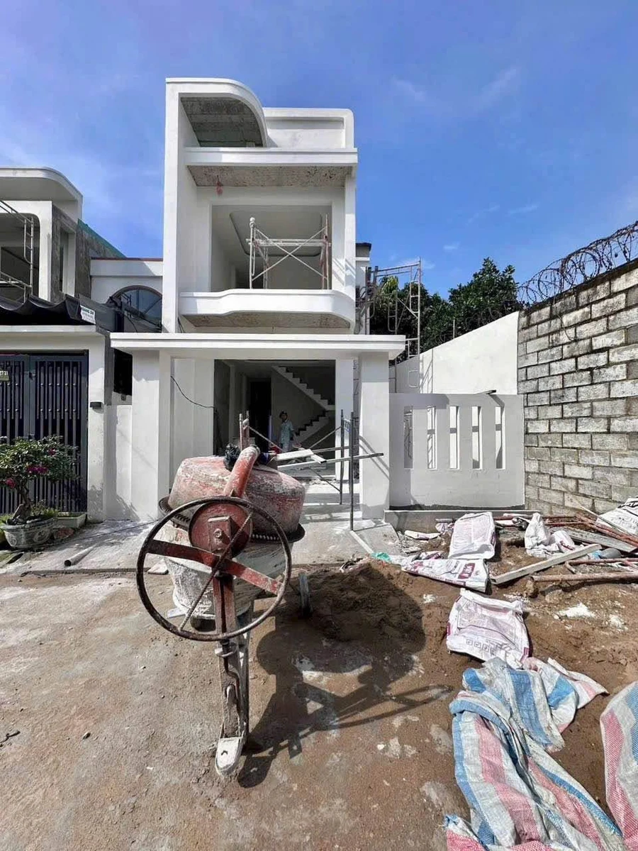 Bán nhà 4PN 140m² Tân Bình giá 1 tỷ 890 triệu - Ảnh thu nhỏ 2
