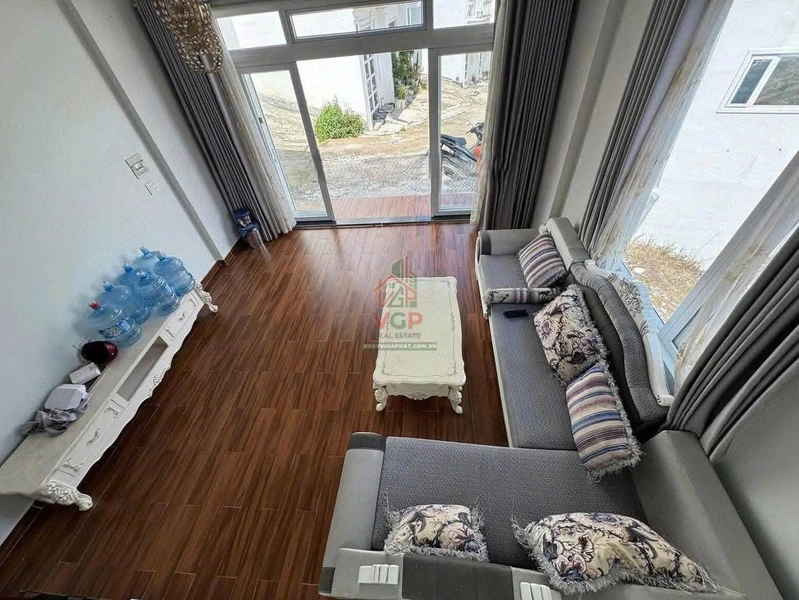 Bán nhà phố hẻm Nguyễn Trung Trực 64.83 m² Lâm Đồng 5.8 tỷ