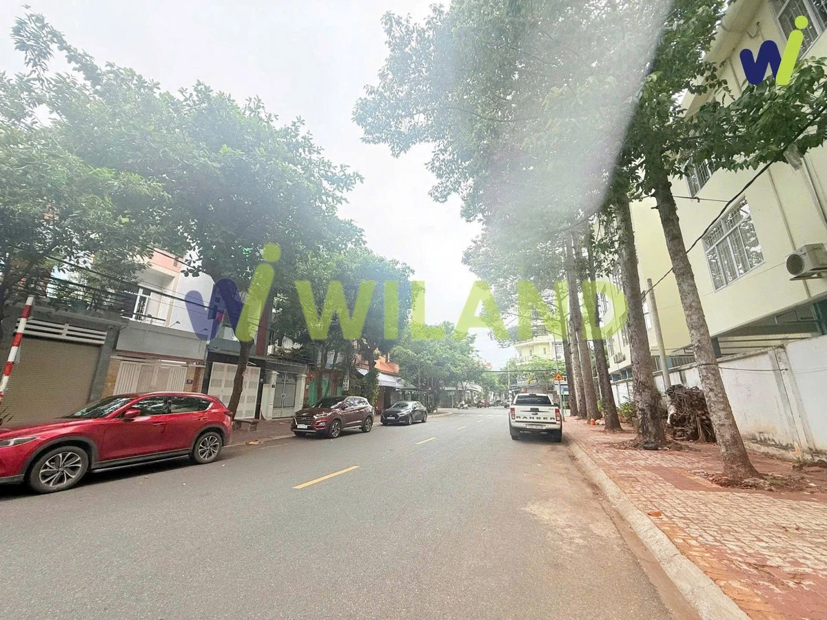 Bán nhà mặt tiền 168m2, 1 trệt 3 lầu, Nguyễn Lương Bằng, Vũng Tàu, 25 tỉ - Ảnh 1
