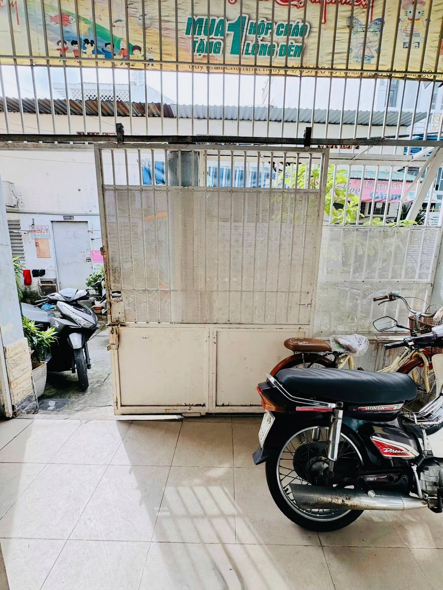 Bán nhà hẻm xe hơi 5m, 52m², 2 phòng ngủ, giá 5,25 tỷ tại Phú Thọ Hòa, Tân Phú - Ảnh thu nhỏ 2