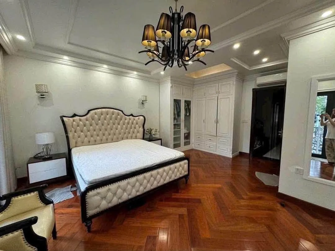 Bán nhà Vinhomes Bến Đoan 127,8 m² full nội thất 22 tỷ - Ảnh thu nhỏ 5
