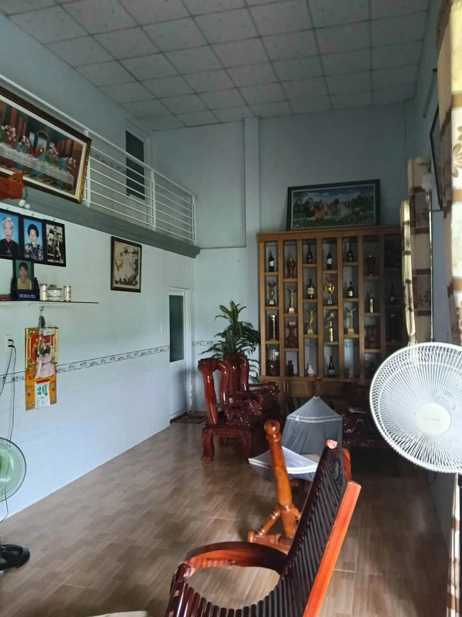 Bán nhà Tân Hưng 109m2, 1 tỷ 250 triệu - Ảnh thu nhỏ 3