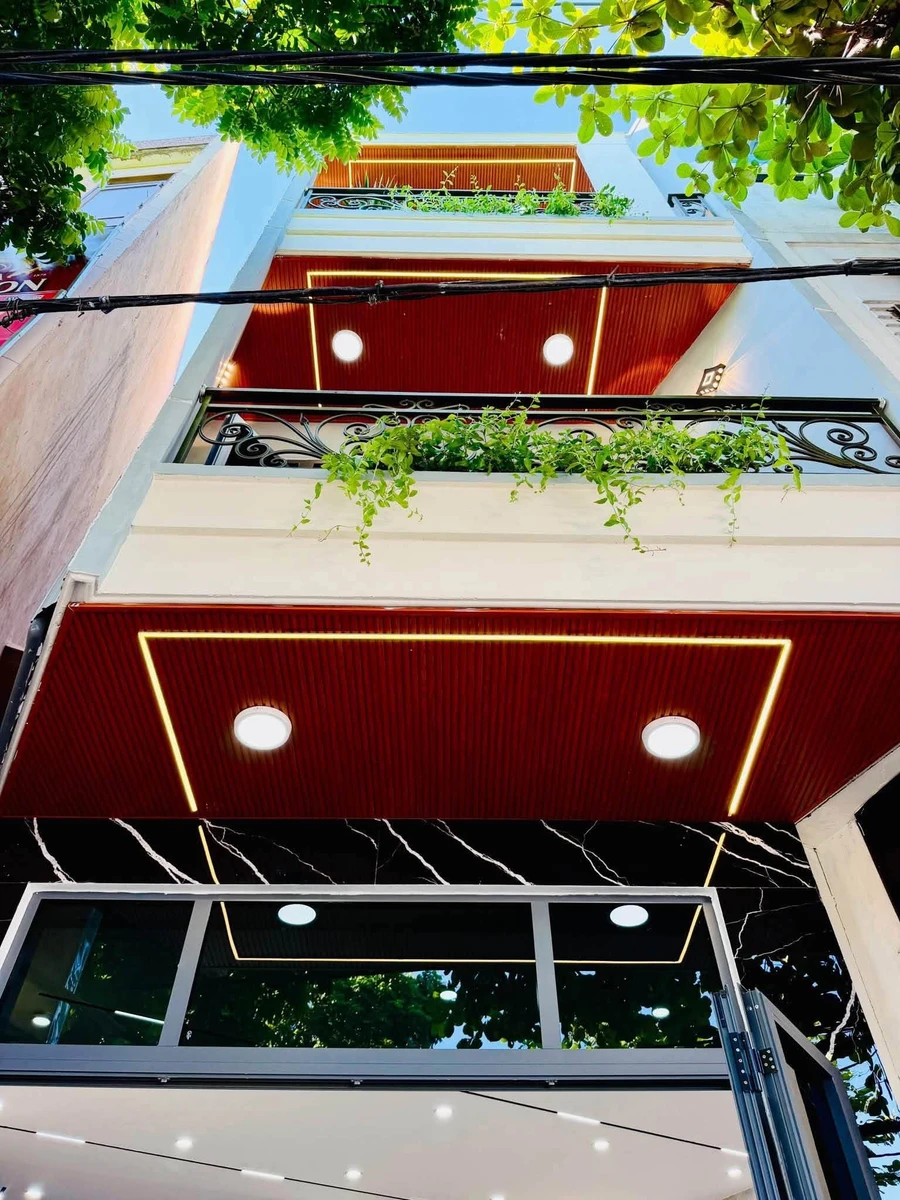 Bán nhà 3 tầng 160m2, mặt tiền Hải Phòng, Đà Nẵng - Ảnh 1