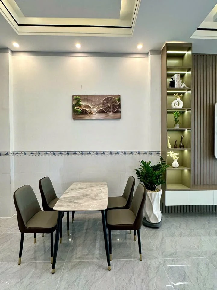 Bán nhà Tương Bình Hiệp 60m2, 2PN, sân ô tô - Ảnh thu nhỏ 3