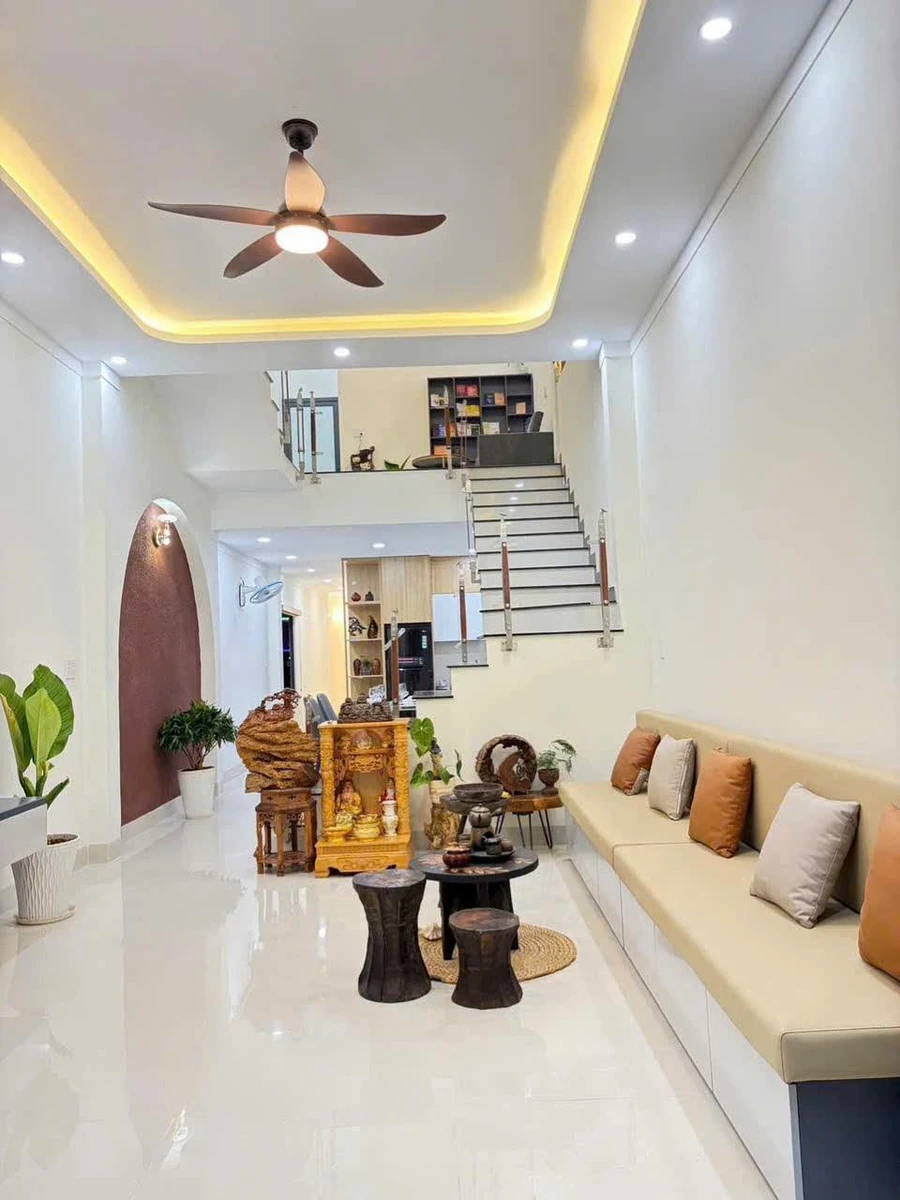 Bán nhà mê 3PN 60m² full nội thất Buôn Ma Thuột - Ảnh thu nhỏ 2