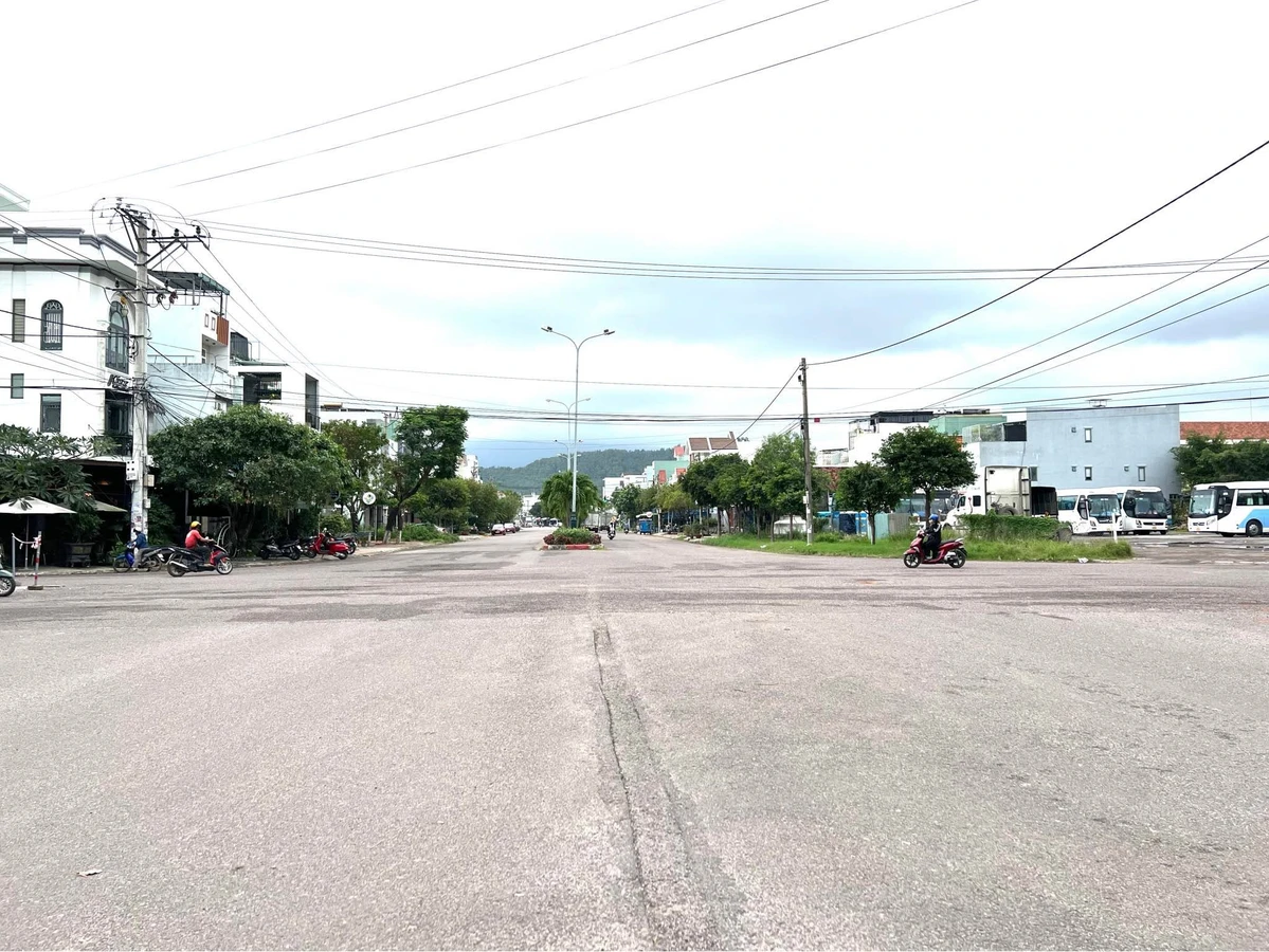 Bán đất mặt tiền Hà Huy Giáp, Quy Nhơn, 80m2, 3 tỷ 690 - Ảnh thu nhỏ 2