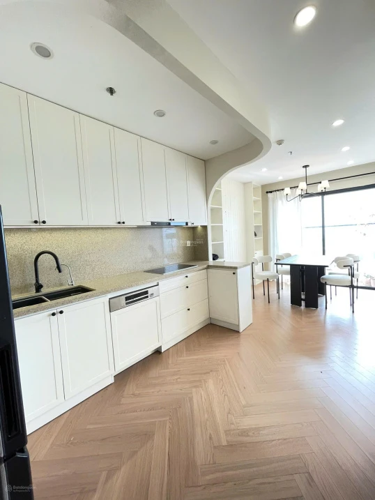 Chính chủ bán 2PN + 1, 64m2 view đẹp, 3 tỷ 820, khu cao cấp Vinhomes Smart City - Ảnh thu nhỏ 4