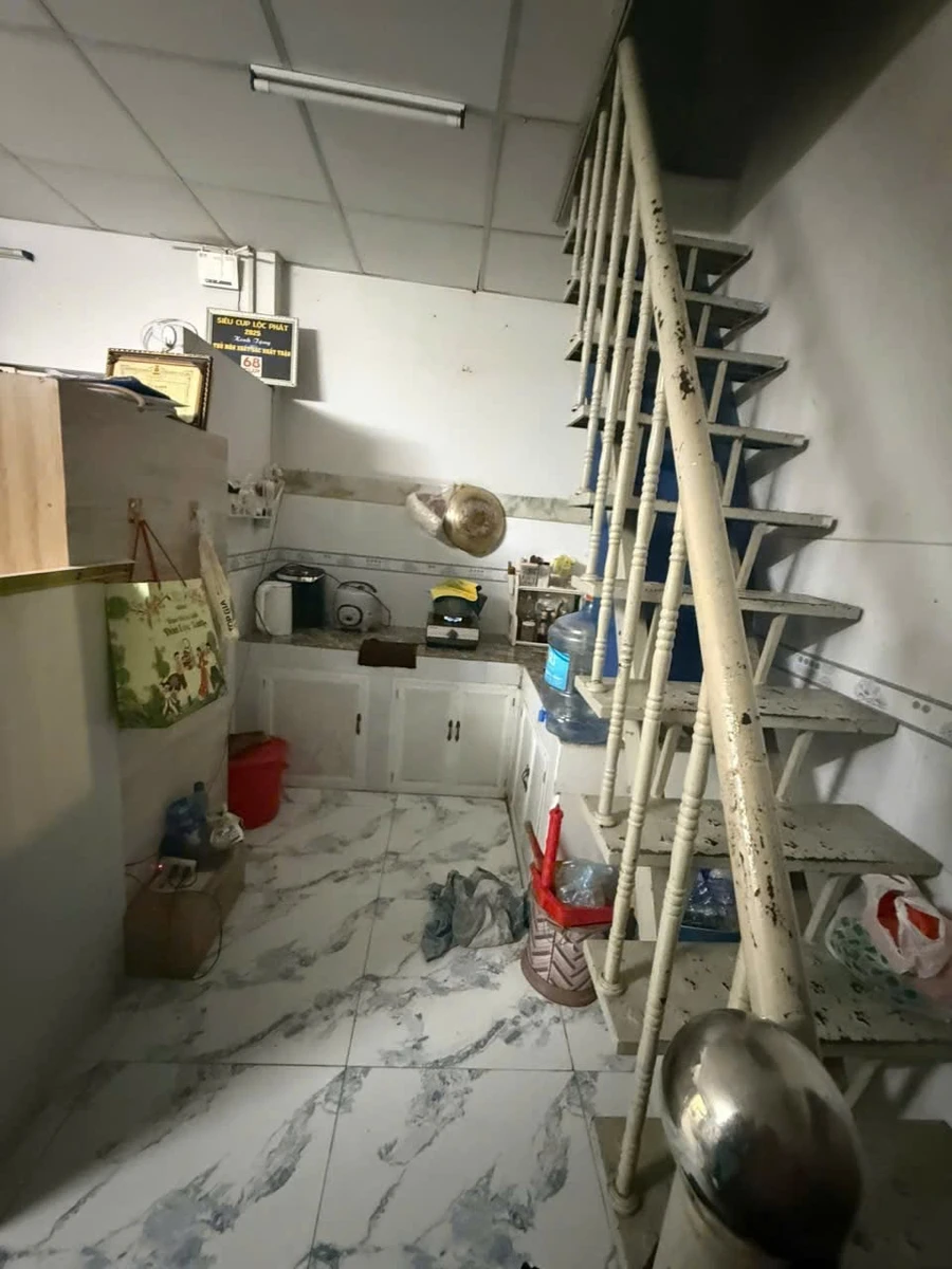 Bán nhà trệt lầu 4x7,2m Miếu Bình Đông, Bình Tân, giá 2,85 tỷ - Ảnh thu nhỏ 4