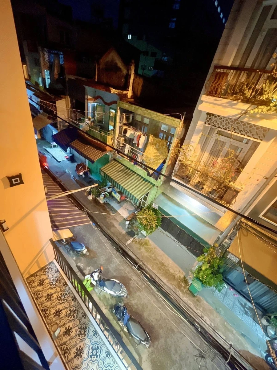 Bán nhà hẻm xe hơi Lê Văn Duyệt 3 tầng 30m², 2PN, giá 5,65 tỷ - Ảnh thu nhỏ 2