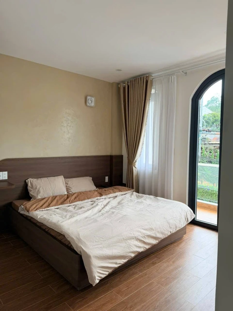 Bán nhà 101m2 phố Đà Lạt Lâm Đồng 13.5 tỷ - Ảnh thu nhỏ 4