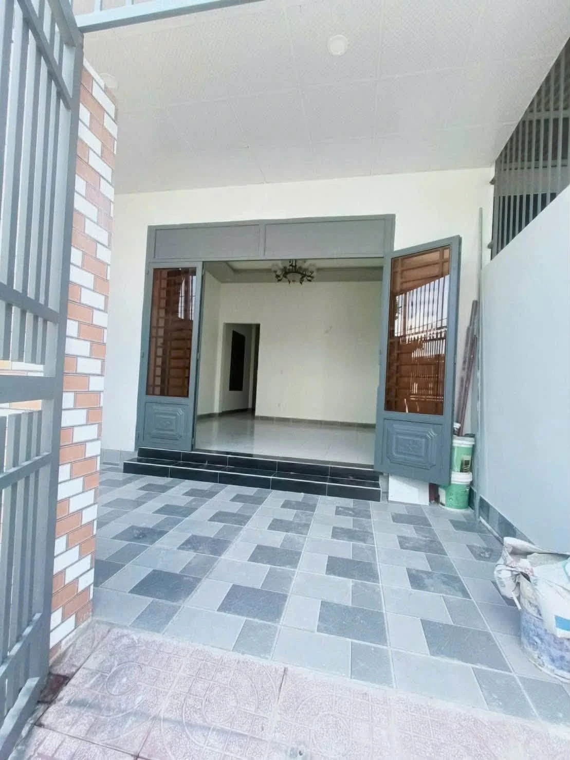 Bán nhà cấp bốn 2 phòng ngủ 100m² gần chợ Quang Thắng 1,27 tỷ - Ảnh 1
