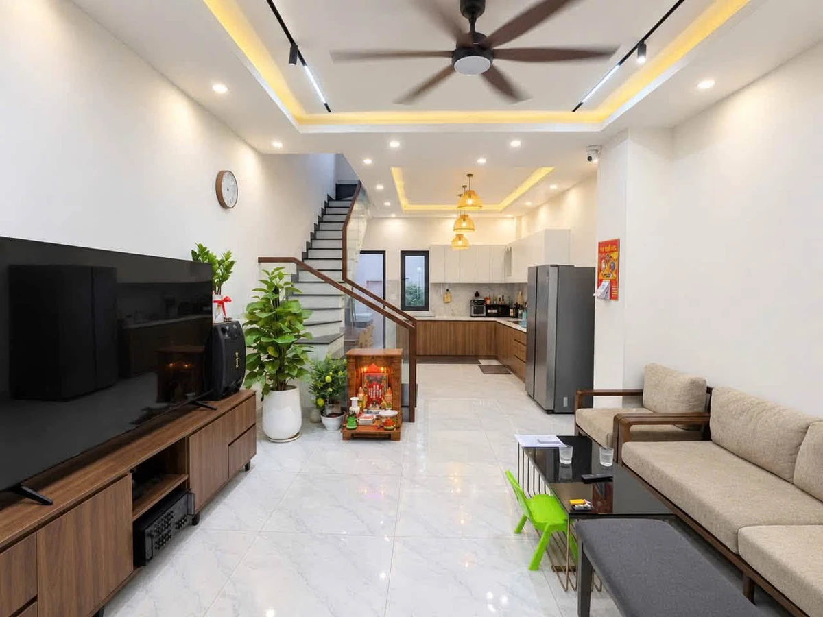 Bán nhà 3 tầng 72m² sân đỗ ô tô, hẻm 5m, Tam Bình, Thủ Đức - Ảnh thu nhỏ 2