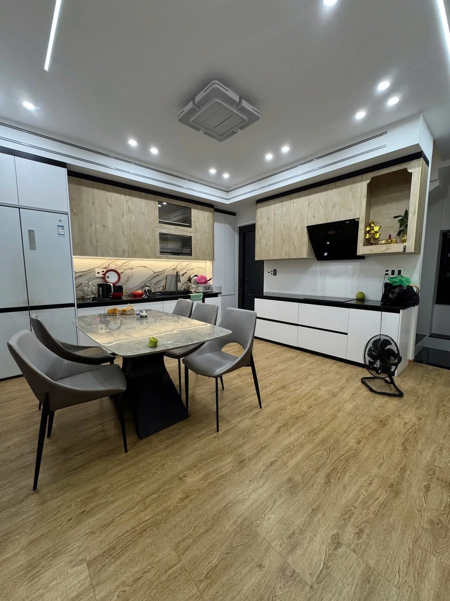 Bán nhà 4 tầng mặt tiền Cao Xuân Dục, Huế, 60m2, 5.7 tỷ - Ảnh thu nhỏ 3