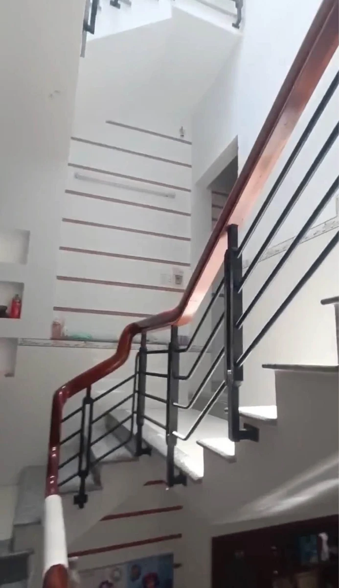 Bán nhà Lê Cơ 60m2, giá 2 tỷ 7 - Ảnh thu nhỏ 3