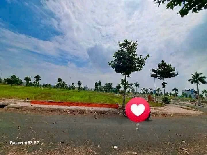 Bán lô đất biệt thự 200m2 đường số 18 KDC Tây Nam, Thủ Thừa, giá 2 tỷ - Ảnh 1