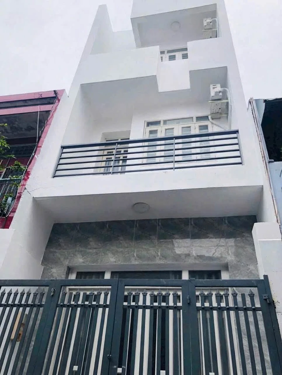 Cho thuê nhà nguyên căn 1 trệt 2 lầu hẻm Bình Tiên, Quận 6, 12 triệu/tháng - Ảnh 1