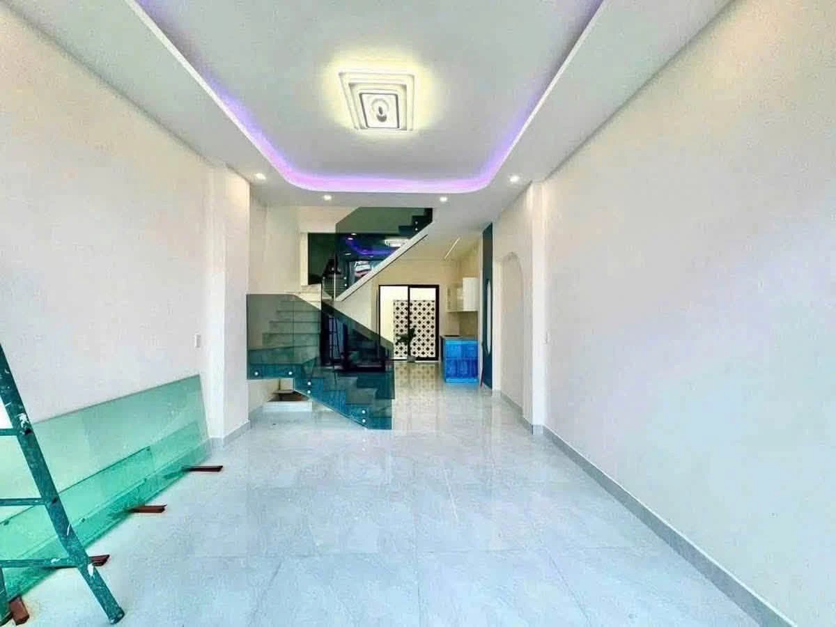 Bán nhà 1 trệt 1 lầu 62m² Đông Hòa giá hơn 3 tỷ - Ảnh thu nhỏ 3