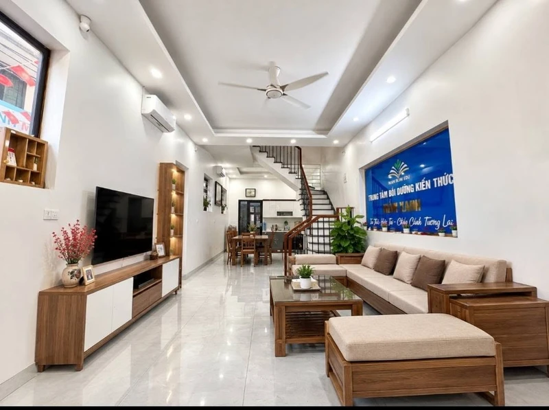 Bán nhà góc 3 mặt thoáng 4 tầng 60m2 phố Trần Nguyên Hãn, Lê Chân, Hải Phòng