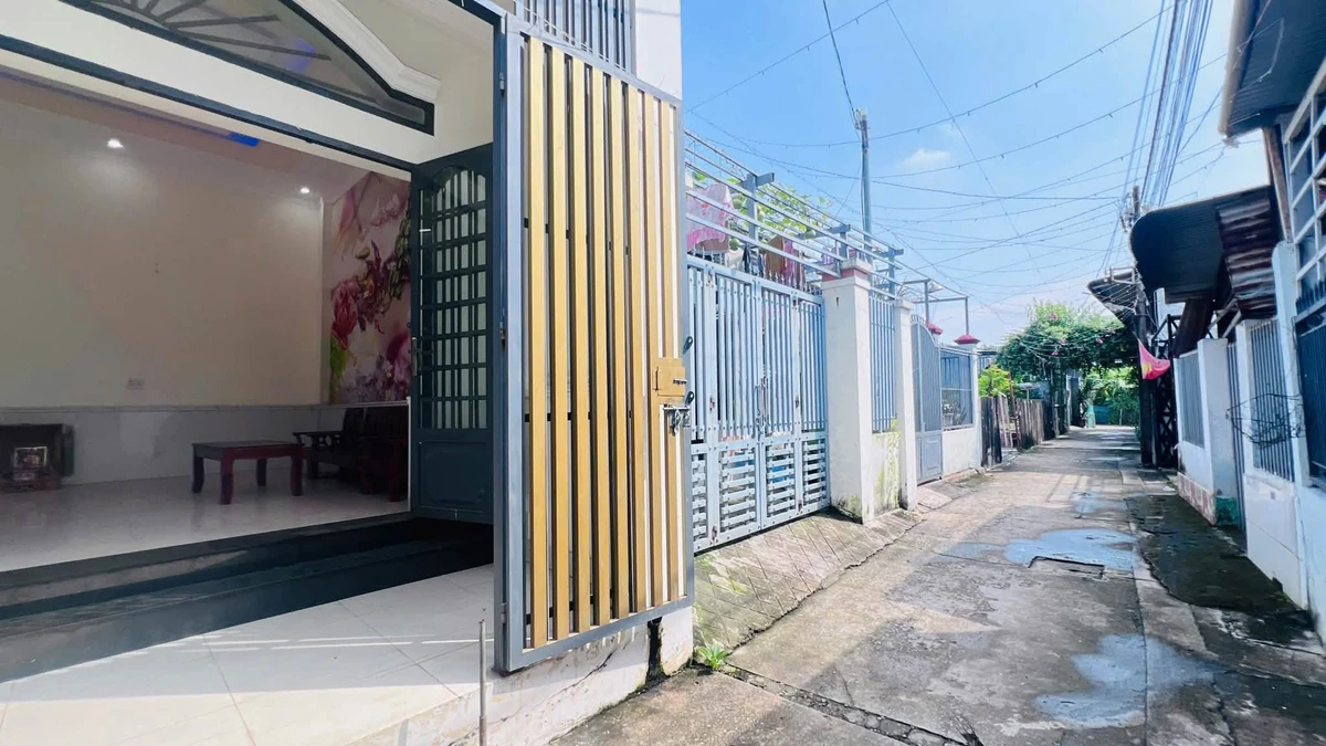Bán nhà gác lửng 6x15m (90m²) Kp.2 Trảng Dài, Bình Chánh, 2.25 tỷ - Ảnh 1