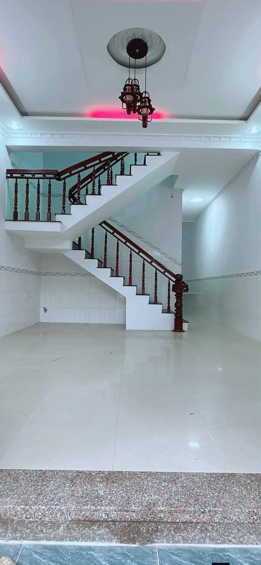 Bán nhà lầu 5x15m gần Cảng Mới Phước Tỉnh, giá 2 tỷ 150 - Ảnh 1