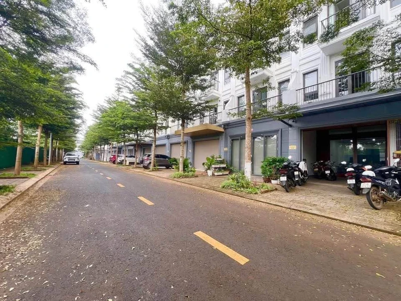 Bán nhà 4 tầng 5x20m Ecocity Buôn Ma Thuột giá 7,5 tỷ