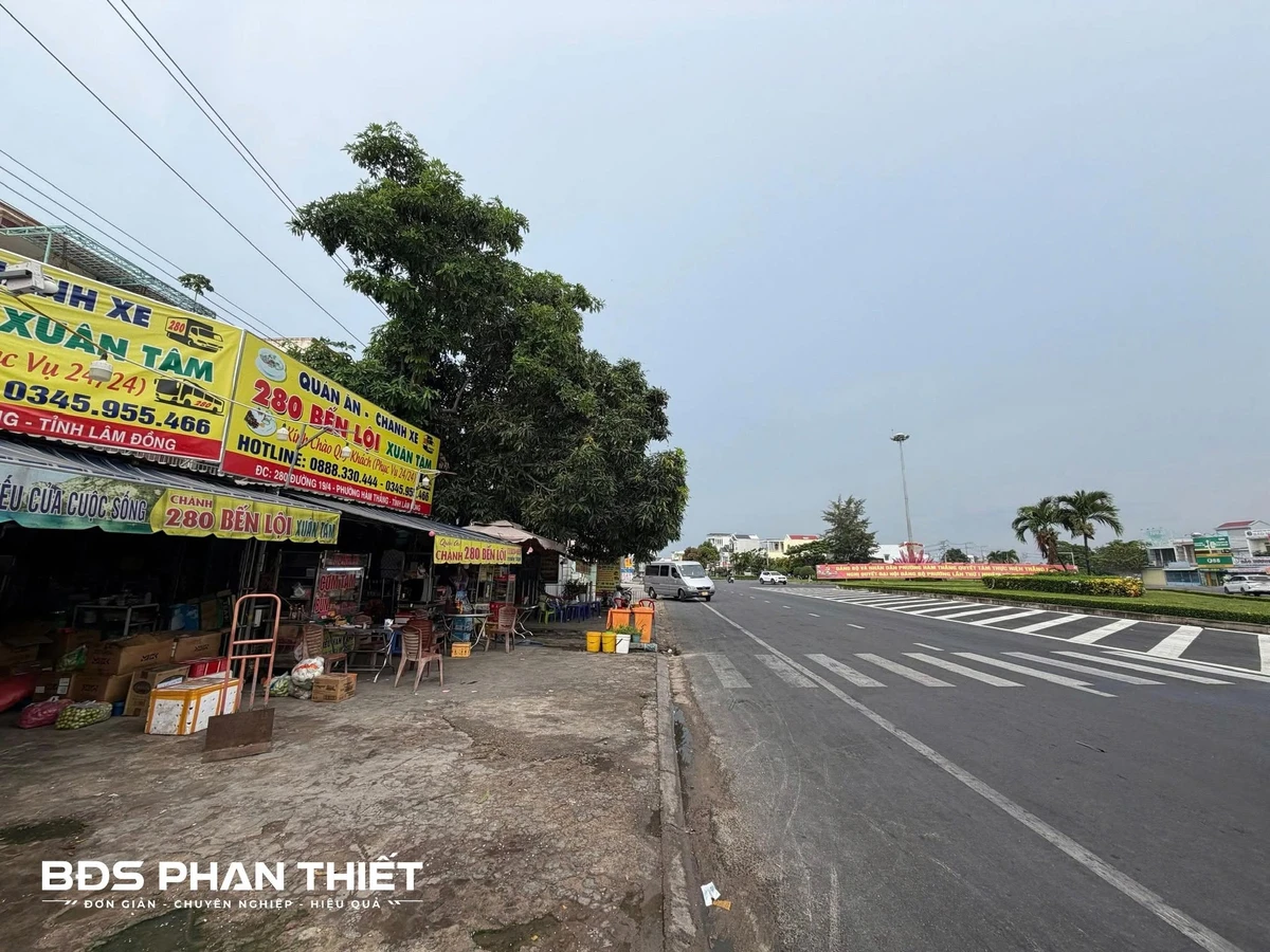 Bán nhà 3 tầng mặt tiền 97 m² Xuân An Phan Thiết 4.5 tỷ - Ảnh thu nhỏ 2