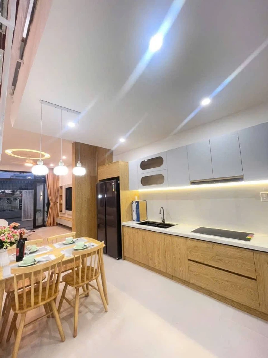 Nhà bán Nguyễn Chánh 87m² sát biển 5 tỷ - Ảnh 1
