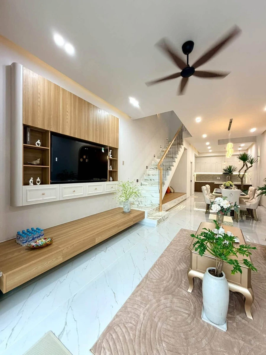 Bán nhà 3 lầu mặt tiền Xuân Diệu, Tân Lợi, Buôn Ma Thuột, 4PN, full nội thất, 8,39 tỷ - Ảnh thu nhỏ 3