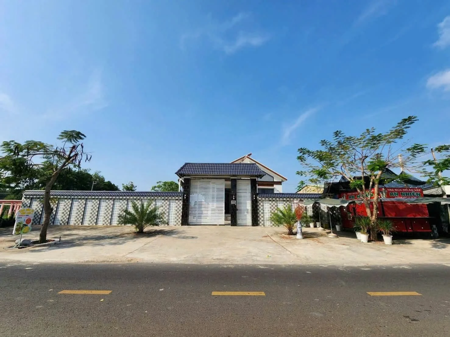 Bán nhà vườn view núi Bà 1.950m² 4PN Tây Ninh 7 tỷ - Ảnh 1