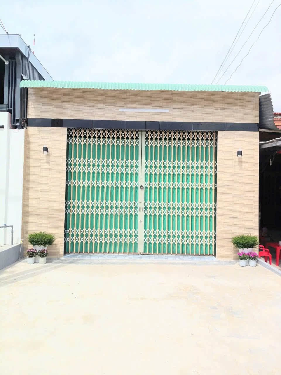 Bán nhà phố 3 phòng ngủ 165m² mặt tiền Nguyễn Văn Linh, Tây Ninh - Ảnh 1