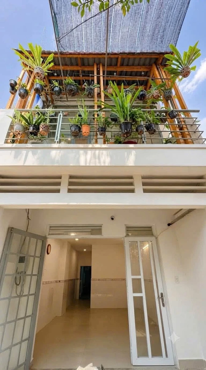 Bán nhà trệt lầu 4,5x13m hẻm thông giá nhỉnh 5 tỷ, Tân Phú - Ảnh 1