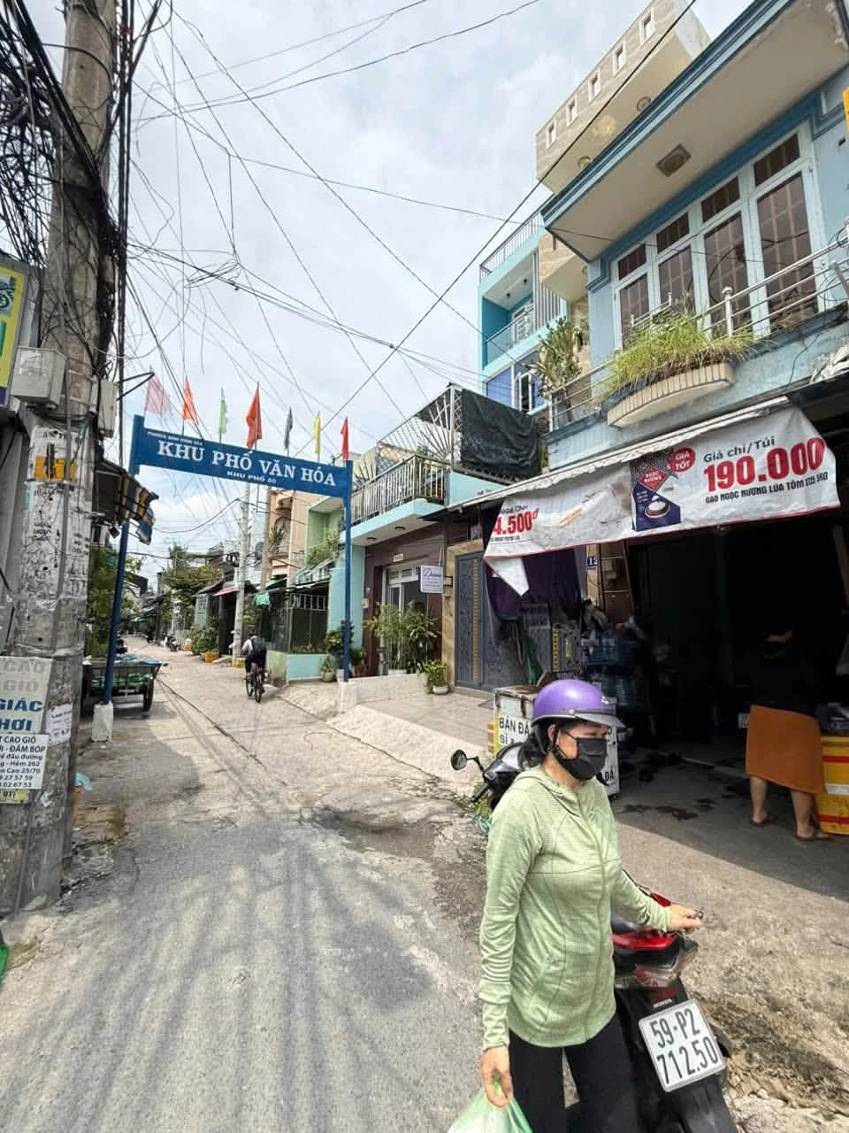 Bán nhà mặt tiền 1 trệt 1 lầu 3,5x6,5m, 2PN, giá 2,46 tỷ, Bình Hưng Hòa A, Bình Tân - Ảnh 1