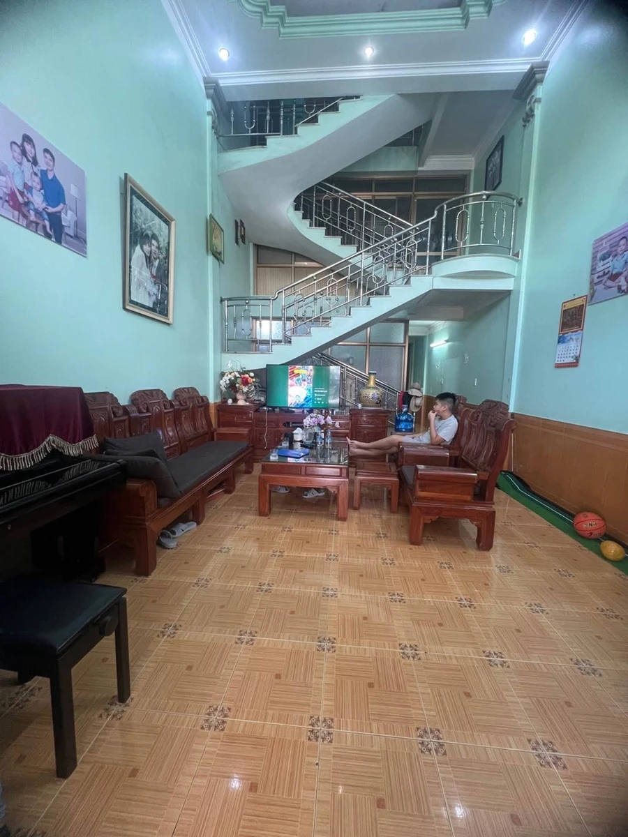 Bán đất 110,9m² Bãi Cháy Hạ Long, tặng nhà 1,5 tầng, 3.8 tỷ - Ảnh thu nhỏ 3