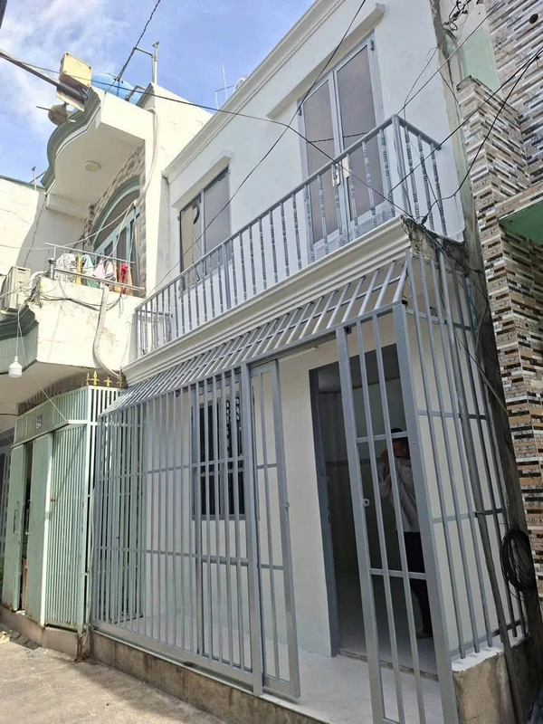 Cho thuê nhà nguyên căn 4x16m, 3PN 2WC, đường Dương Bá Cung, An Lạc, Bình Tân