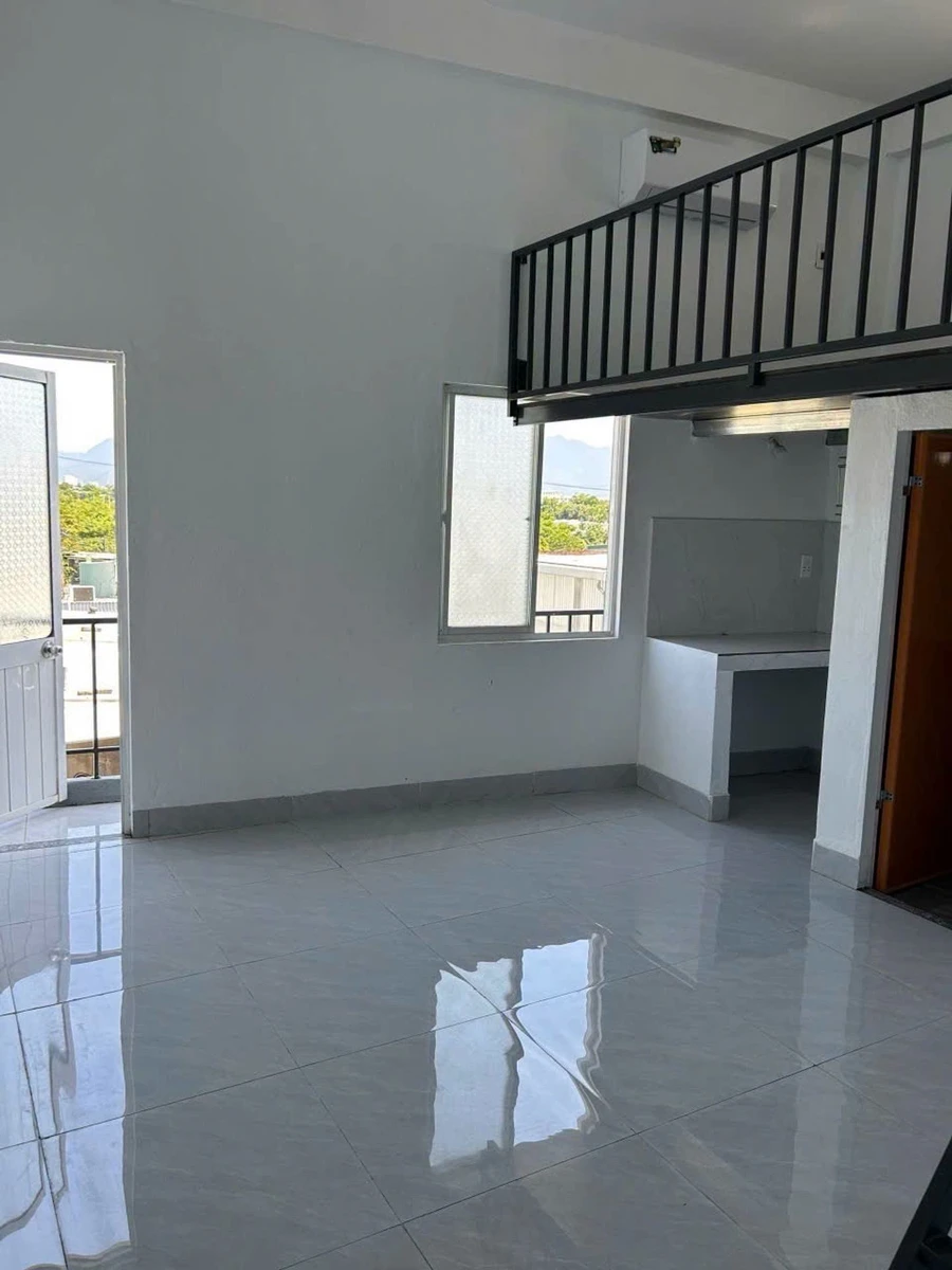 Bán nhà 3 tầng 106m² Hòa Khánh, dòng tiền 30tr/tháng - Ảnh thu nhỏ 4
