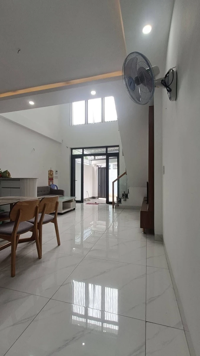 Bán nhà lầu 1 trệt 1 lửng 2 phòng ngủ, 67m2 hẻm Nguyễn Thị Minh Khai, Phú Hòa, Thủ Dầu Một - Ảnh thu nhỏ 5
